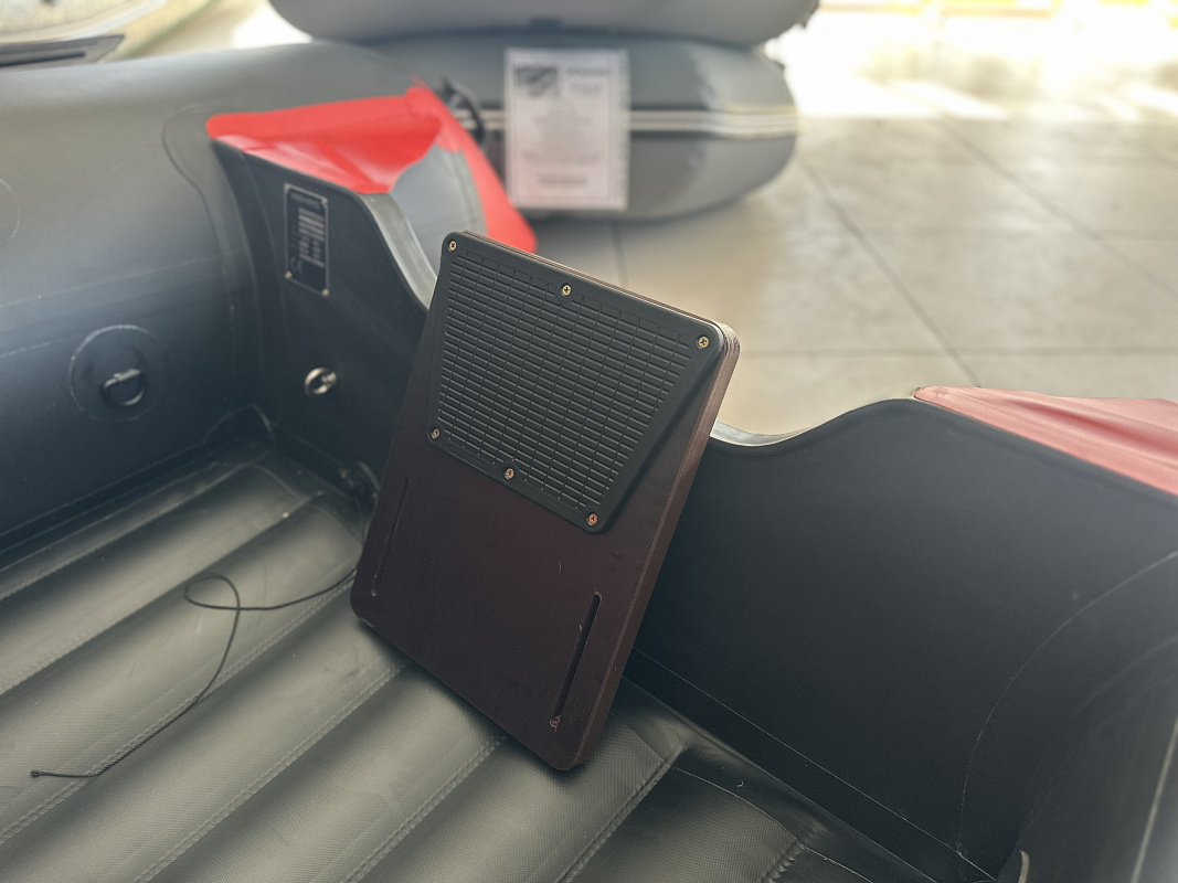 Лодка MISHIMO RIVER JET 410 под водомет в Евпатории