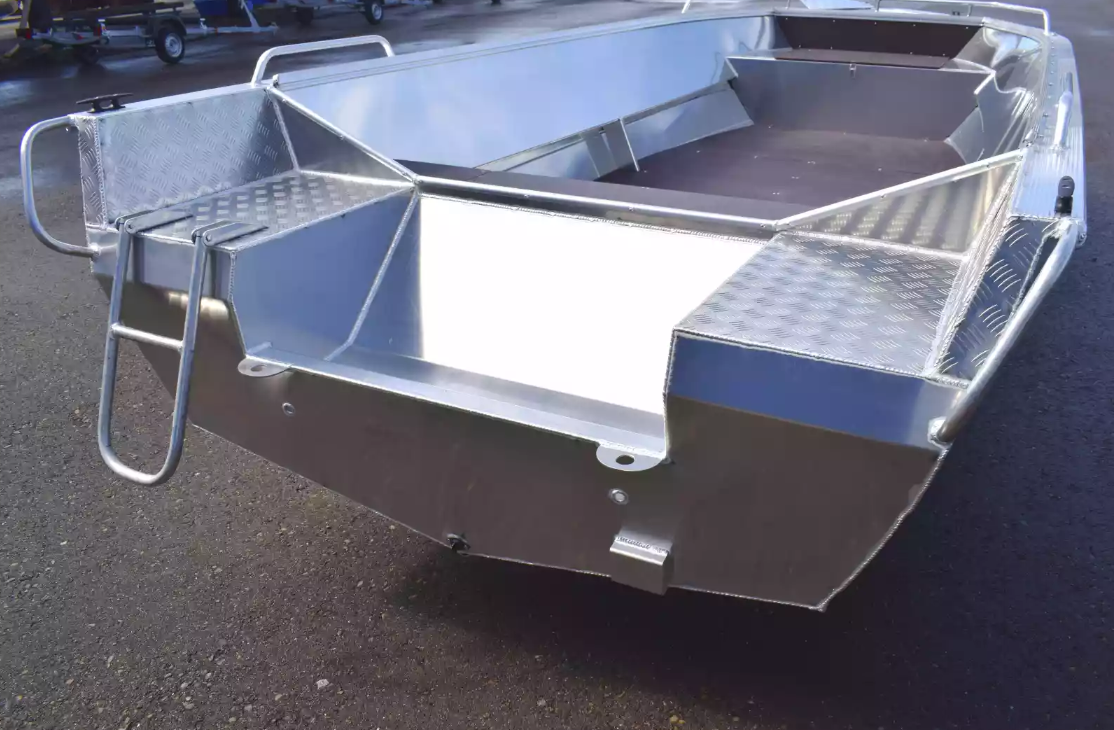 Алюминиевая лодка Неман-500 P в Евпатории