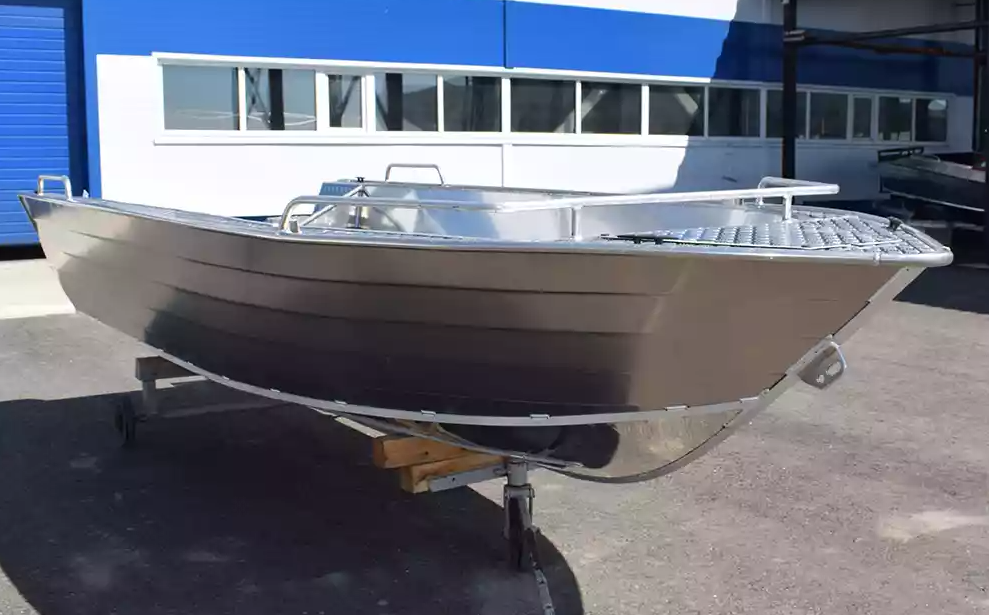 Алюминиевая лодка Неман-500 P в Евпатории