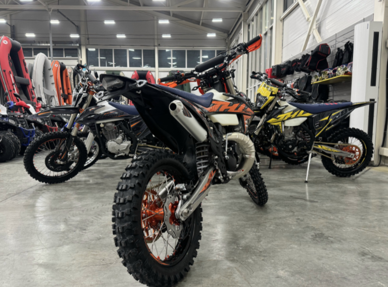 Мотоцикл JHLMOTO JHL M5 MT250 (1E66MM) в Евпатории