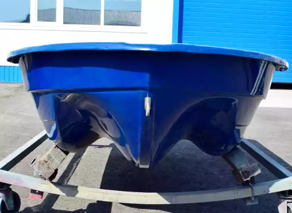 Стеклопластиковая лодка Neman-340 (тримаран) в Евпатории