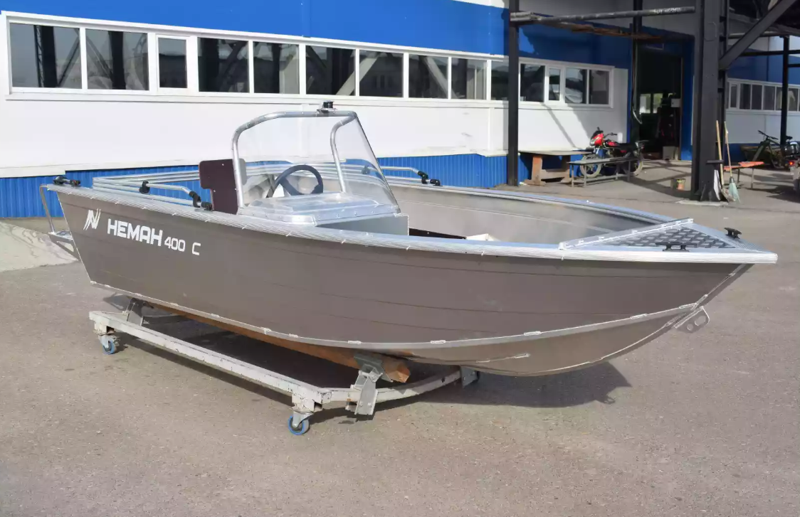 Алюминиевая лодка Неман-400 С в Евпатории