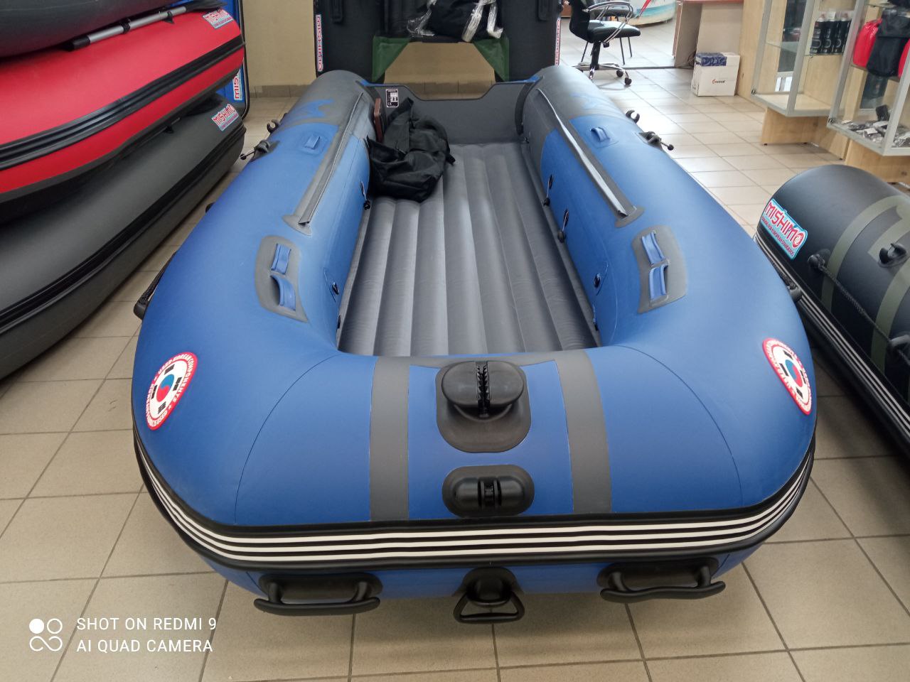 Лодка MISHIMO RIVER JET 410 под водомет в Евпатории