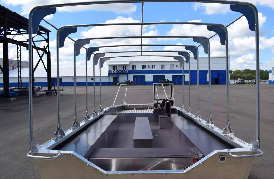 Алюминиевая лодка Wyatboat-600 в Евпатории