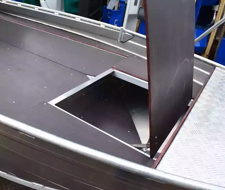 Алюминиевая лодка  Wyatboat-430 Master в Евпатории