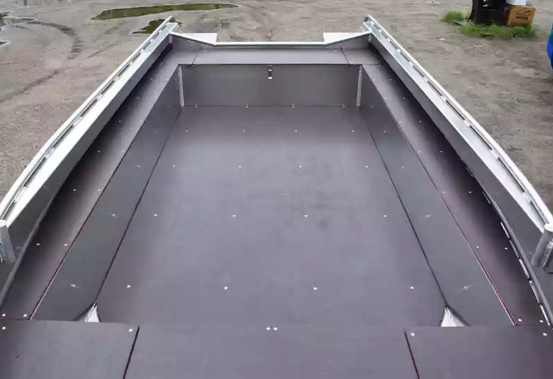 Алюминиевая лодка  Wyatboat-430 Master в Евпатории