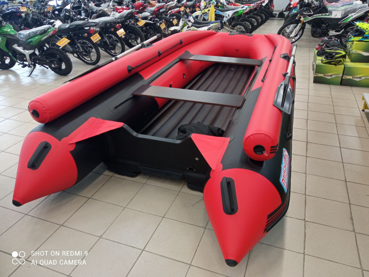 Лодка MISHIMO RIVER FJET PRO 430  под водомет в Евпатории