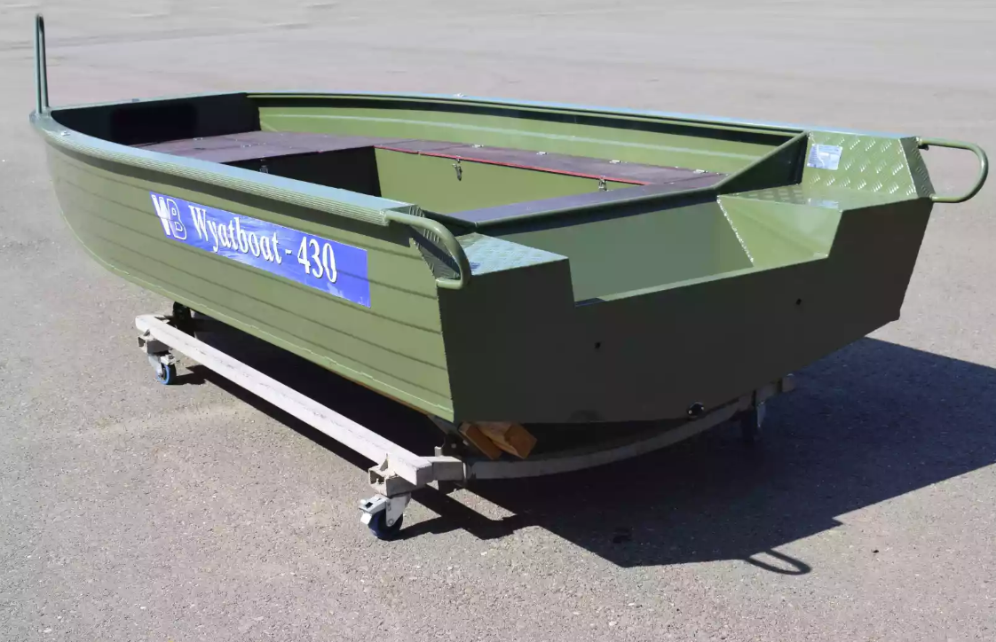 Алюминиевая лодка  Wyatboat-430 Master Fish в Евпатории