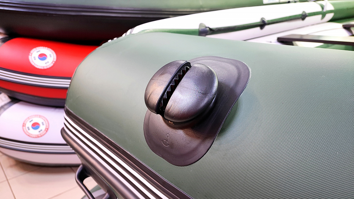 Лодка MISHIMO FAMILY PRO 390 в Евпатории