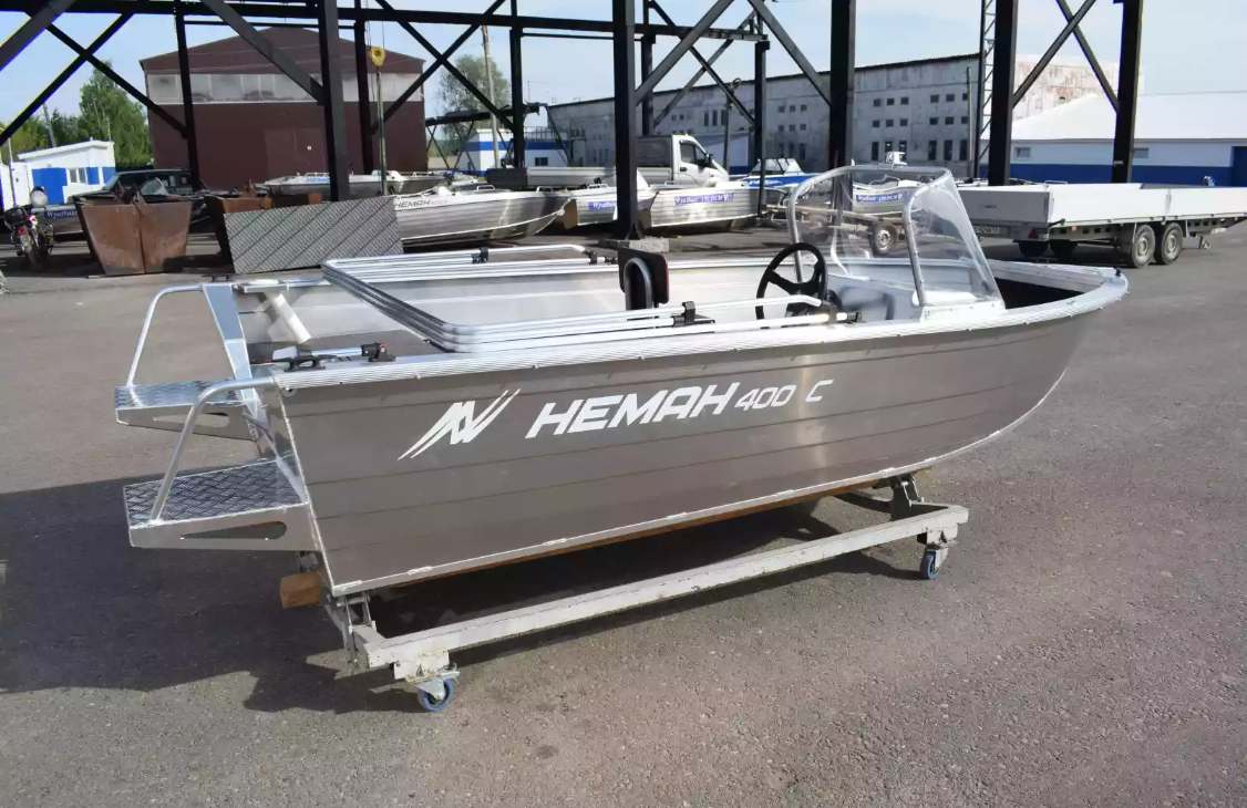 Алюминиевая лодка Неман-400 С в Евпатории