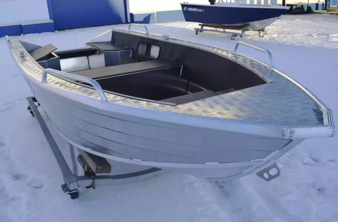 Алюминиевая лодка Wyatboat-370 в Евпатории