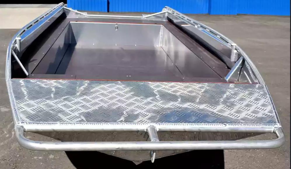 Алюминиевая лодка  Wyatboat-430 Master в Евпатории