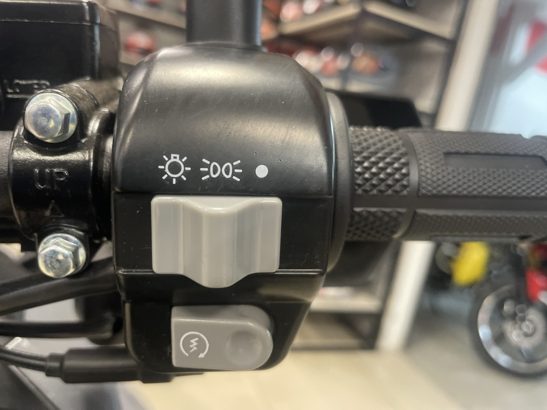 Скутер PROMAX STALKER ARMY 240(49) в Евпатории