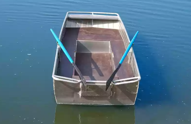 Алюминиевая лодка Wyatboat-300 в Евпатории