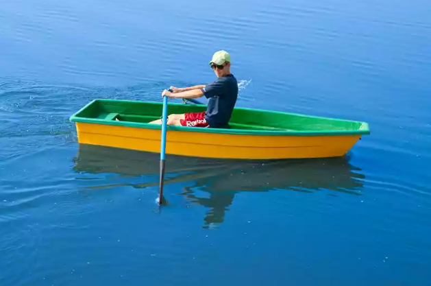 Стеклопластиковая лодка Малютка в Евпатории