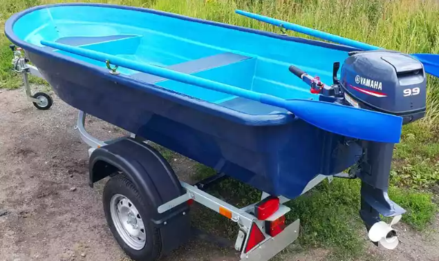 Стеклопластиковая лодка Neman-340 (тримаран) в Евпатории