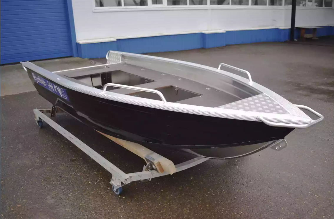 Алюминиевая лодка Wyatboat-390РМ в Евпатории
