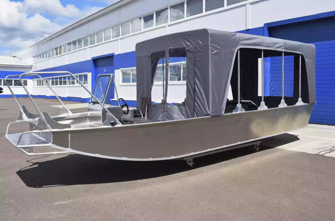 Алюминиевая лодка Wyatboat-600 в Евпатории