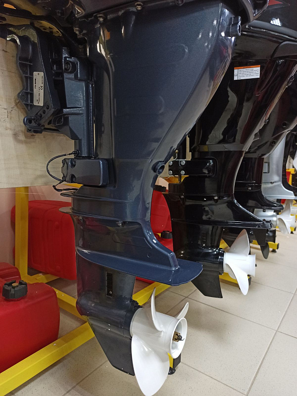 Лодочный мотор BREEZE F9,9S (4х тактный) в Евпатории