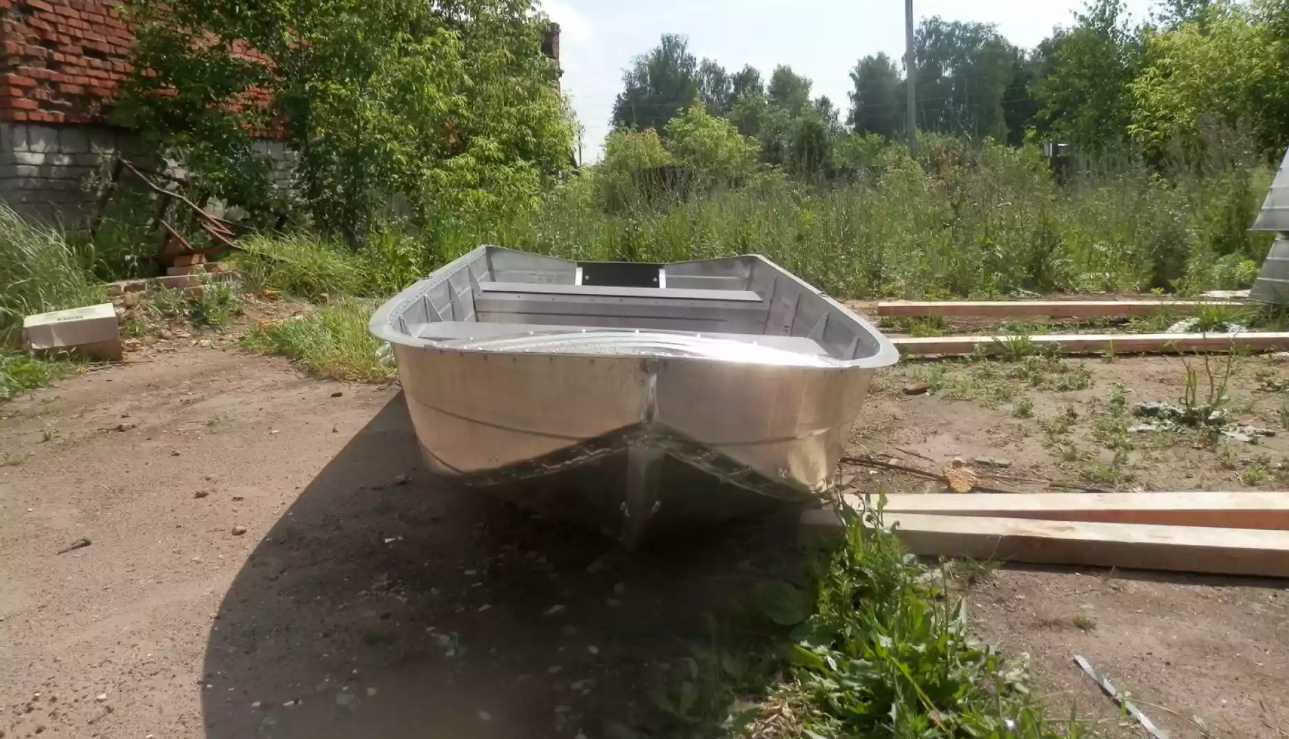 Алюминиевая лодка Вятка-Профи 32 в Евпатории