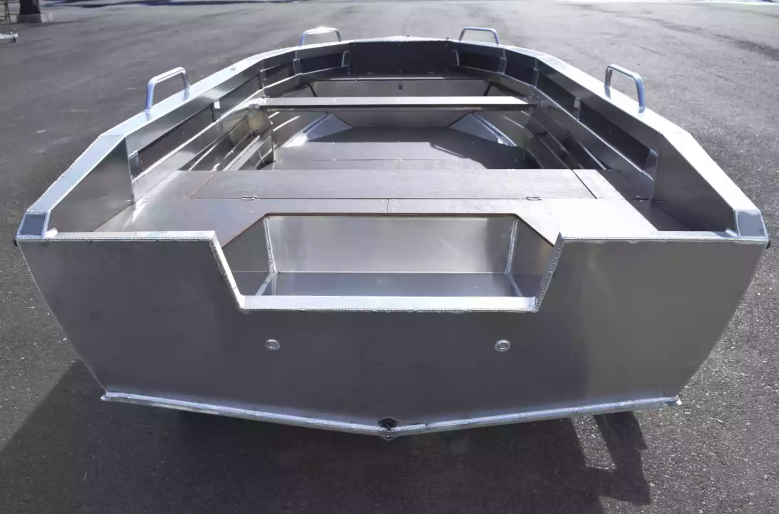 Алюминиевая лодка  Неман-480 Р в Евпатории