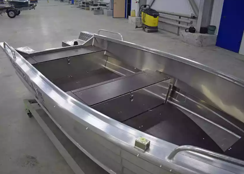 Алюминиевая лодка  Wyatboat-430 Р в Евпатории