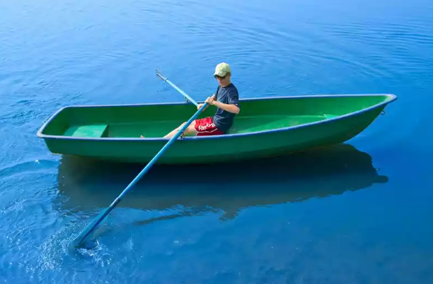 Стеклопластиковая Лодка Голавль в Евпатории
