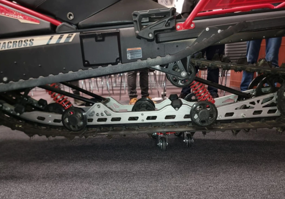 Снегоход AODES Siberiacross 1000 WT 508mm LCD 6.8 в Евпатории