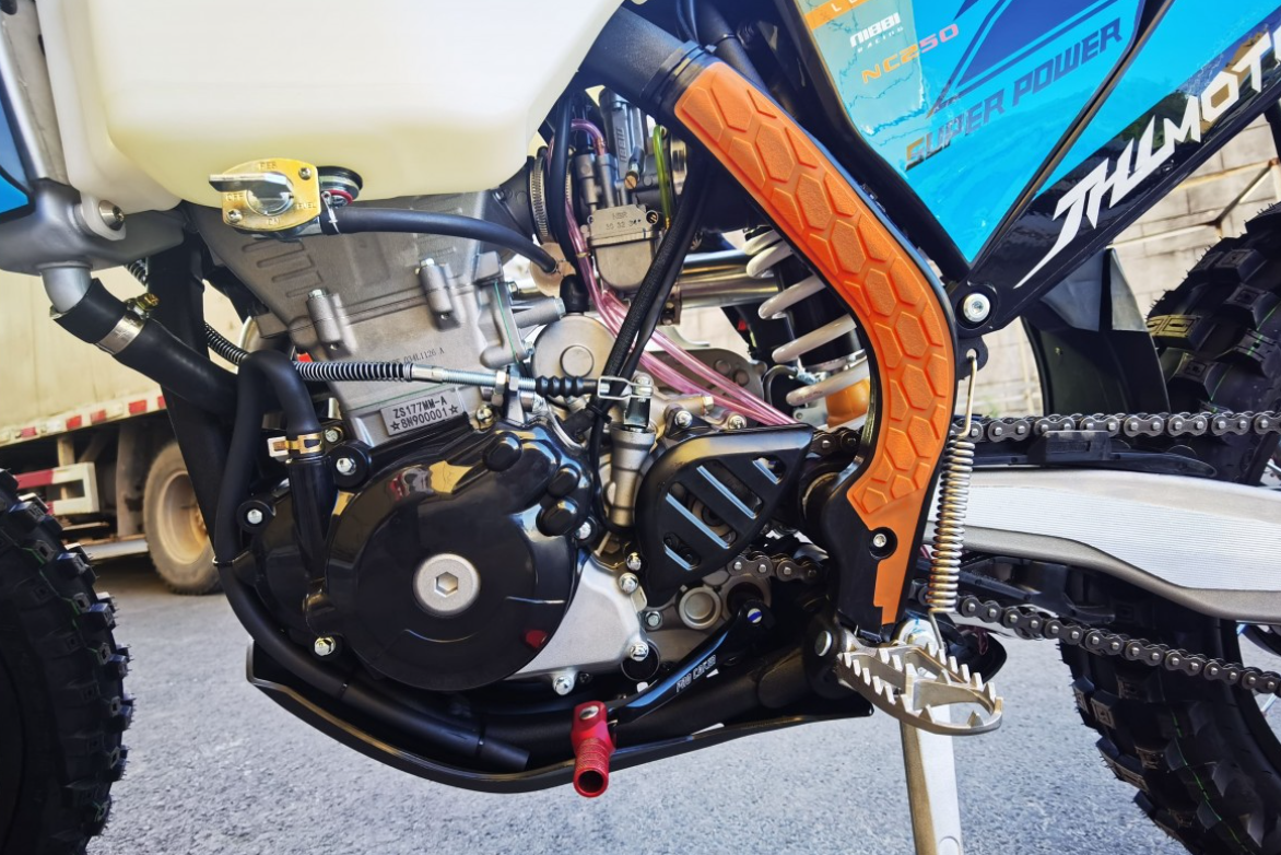 Мотоцикл JHLMOTO JHL Z7 NC250S (177MM-A) в Евпатории