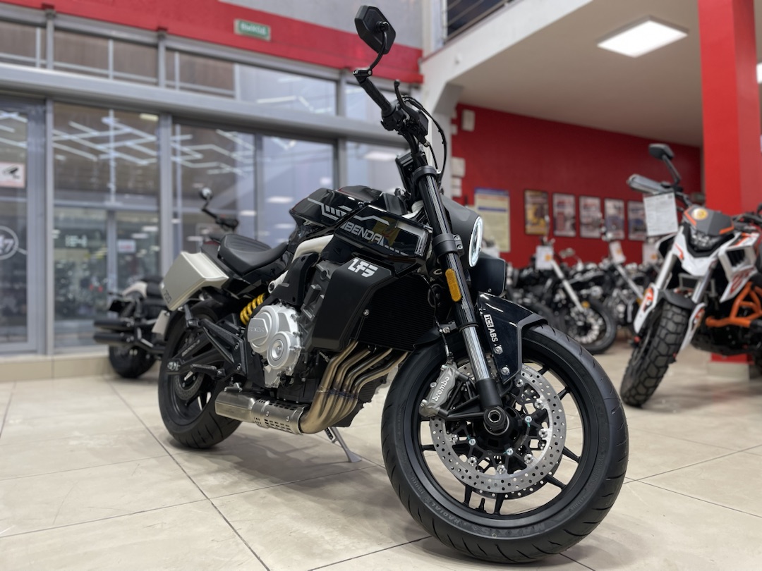 Мотоцикл Benda LFS 700 в Евпатории