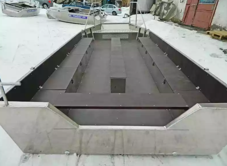 Алюминиевая лодка Wyatboat-600 в Евпатории