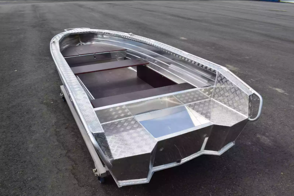 Алюминиевая лодка Wyatboat-390Р Увеличенный борт в Евпатории