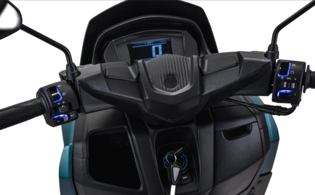 Скутер MOTOLAND (МОТОЛЕНД) VULKAN 150 в Евпатории