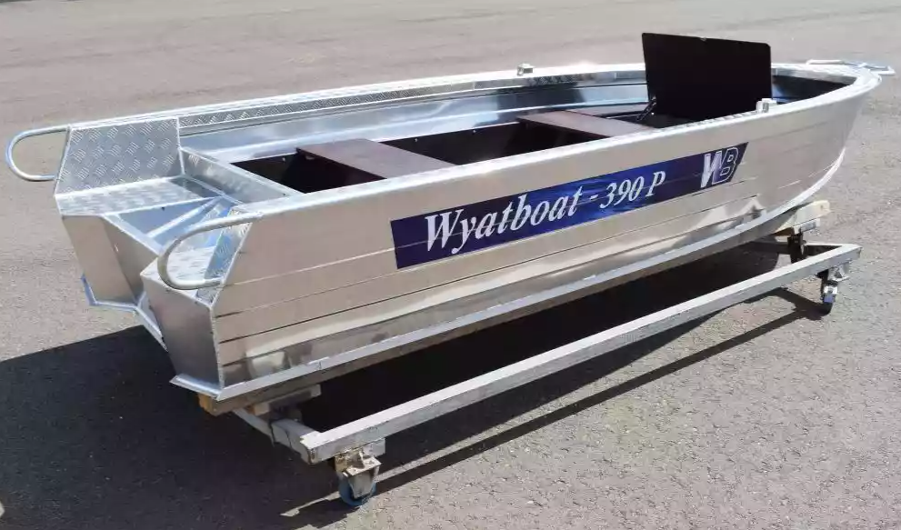 Алюминиевая лодка Wyatboat-390Р Fish в Евпатории