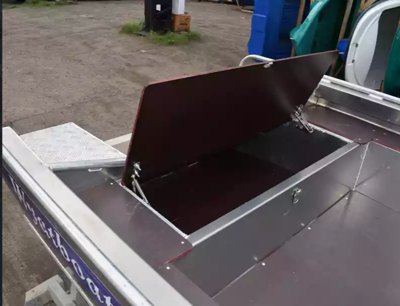 Алюминиевая лодка  Wyatboat-430 Master в Евпатории