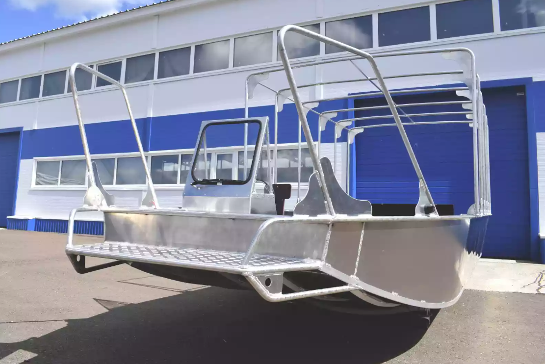 Алюминиевая лодка Wyatboat-600 в Евпатории