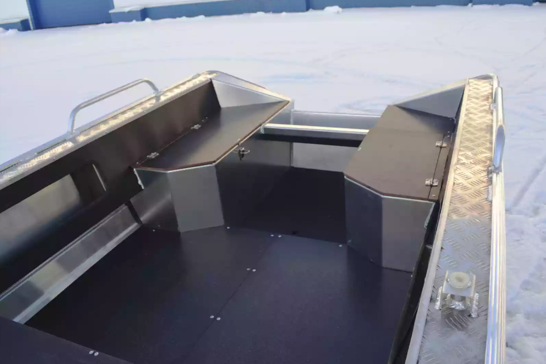Алюминиевая лодка Wyatboat-370 в Евпатории