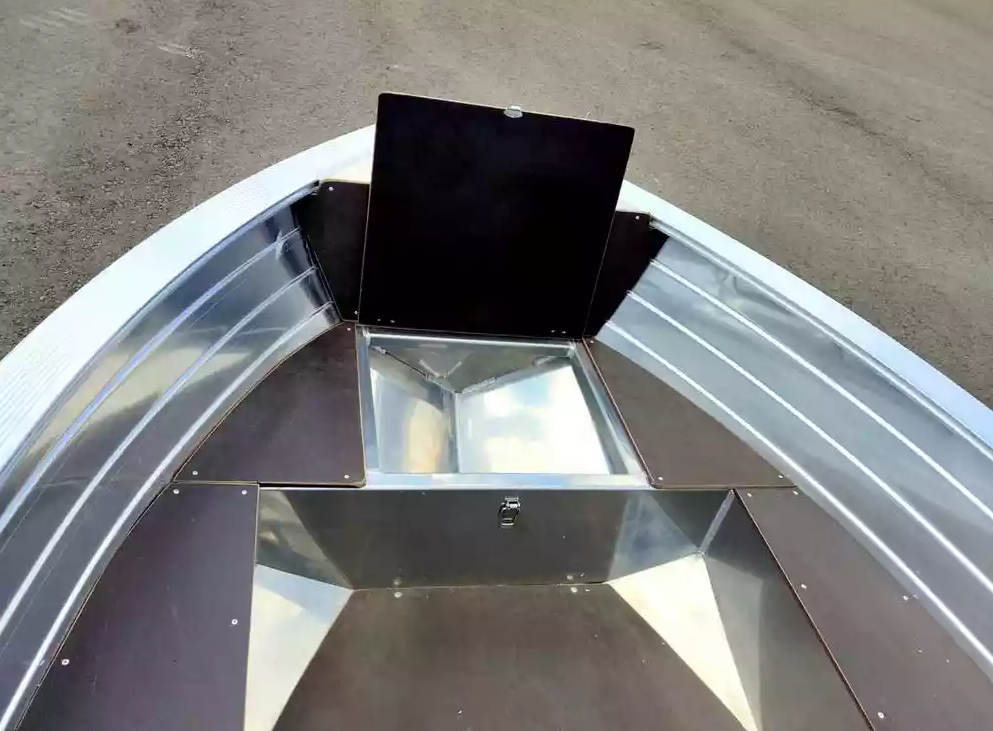 Алюминиевая лодка Неман-400 в Евпатории