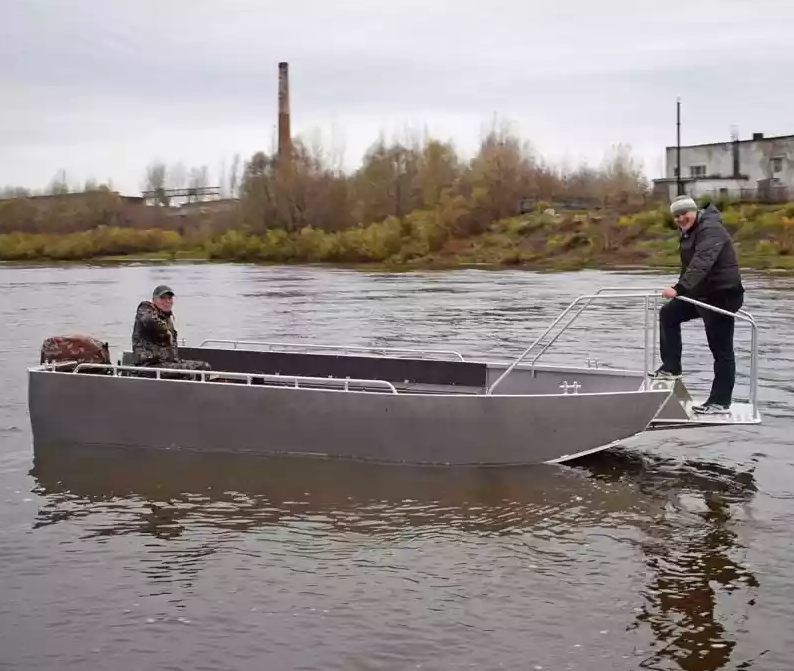 Алюминиевая лодка Wyatboat-600 в Евпатории
