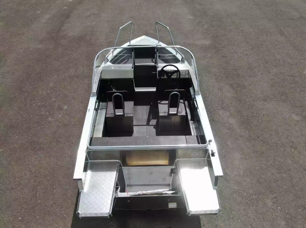 Алюминиевая лодка  Неман-400 DCM NEW в Евпатории