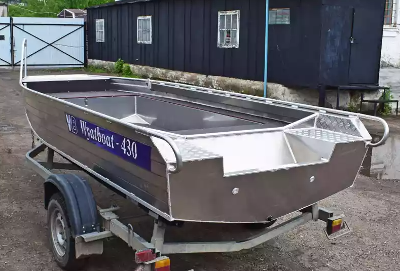 Алюминиевая лодка  Wyatboat-430 Master в Евпатории
