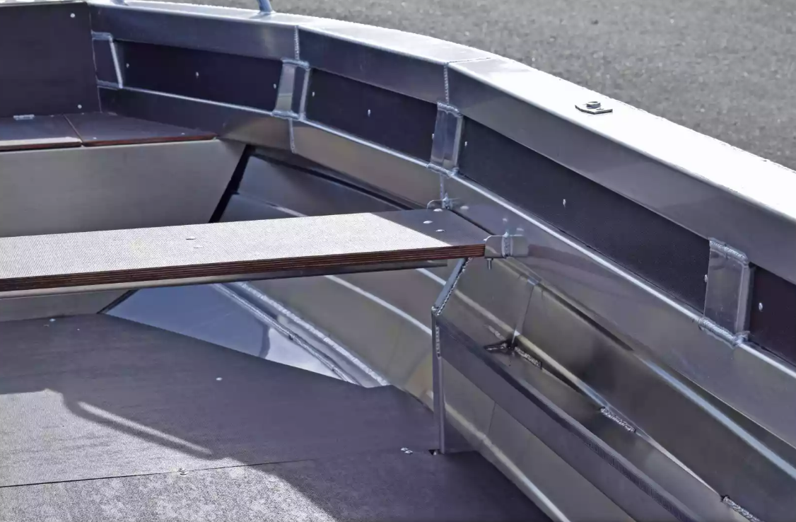 Алюминиевая лодка  Неман-480 Р в Евпатории