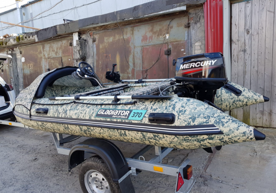 НАДУВНАЯ ЛОДКА GLADIATOR C370AL в Евпатории
