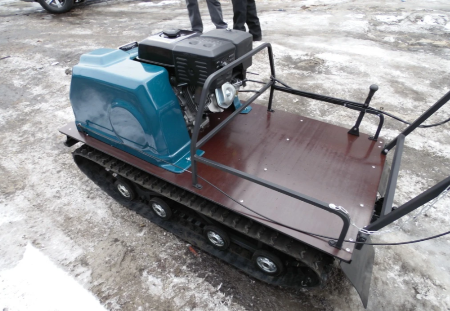 Мотобуксировщик AhtaR LR13 с реверс-вариатором Буран (задний ход) в Евпатории