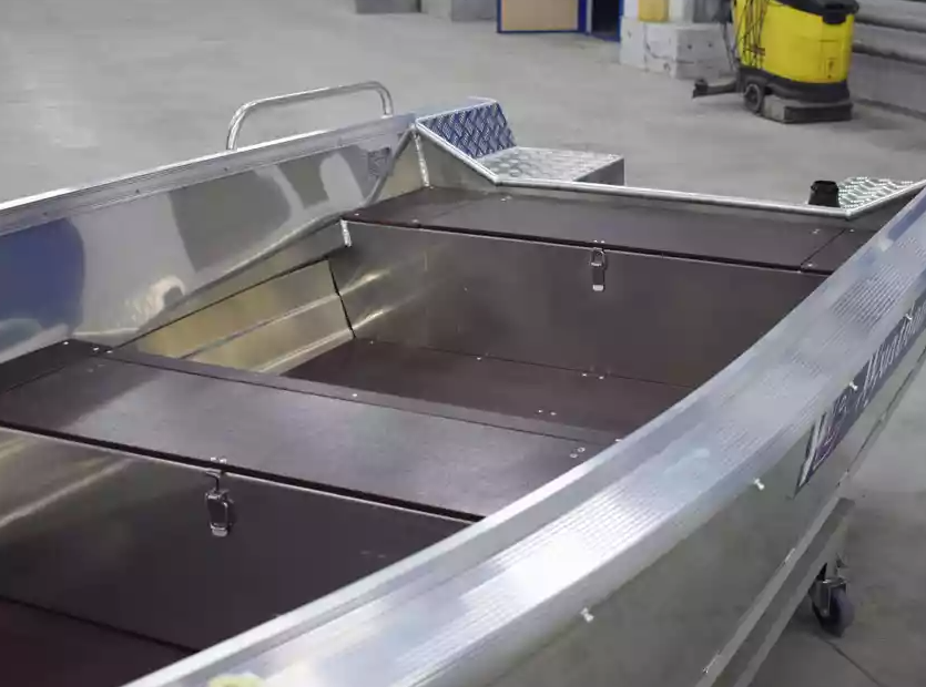 Алюминиевая лодка  Wyatboat-430 Р в Евпатории