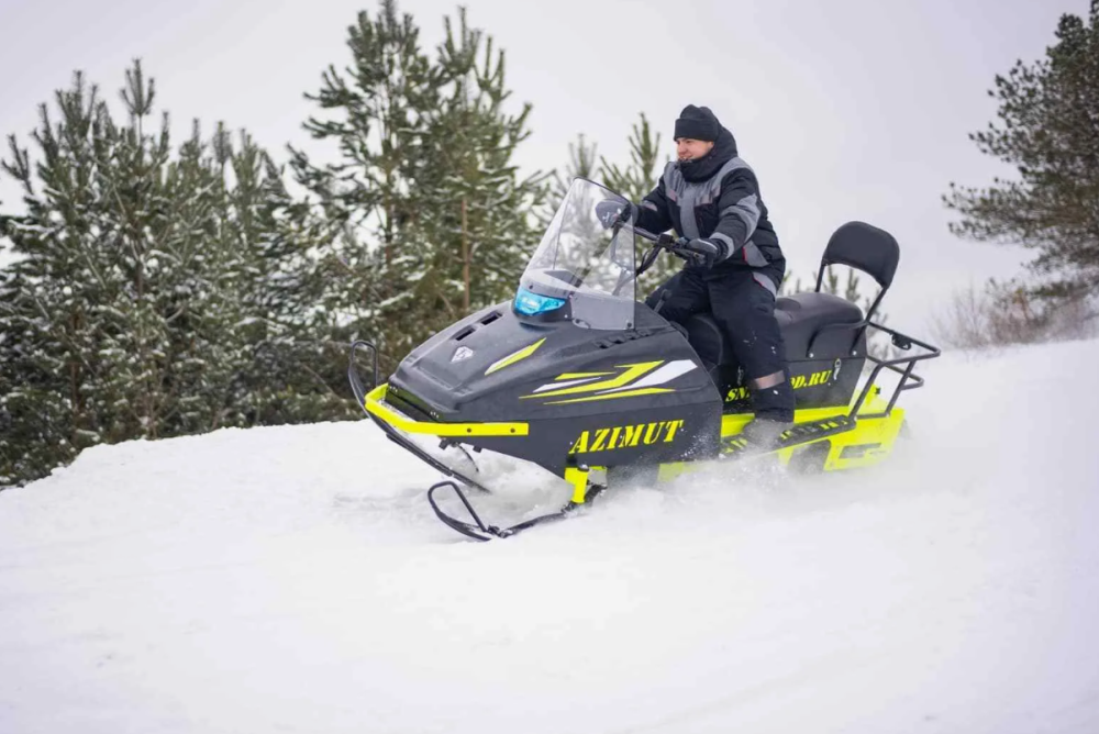 Миниснегоход Бурлак Азимут 24 л.с. , эл.запуск, реверс, тормоз гидравл, капот черный в Евпатории