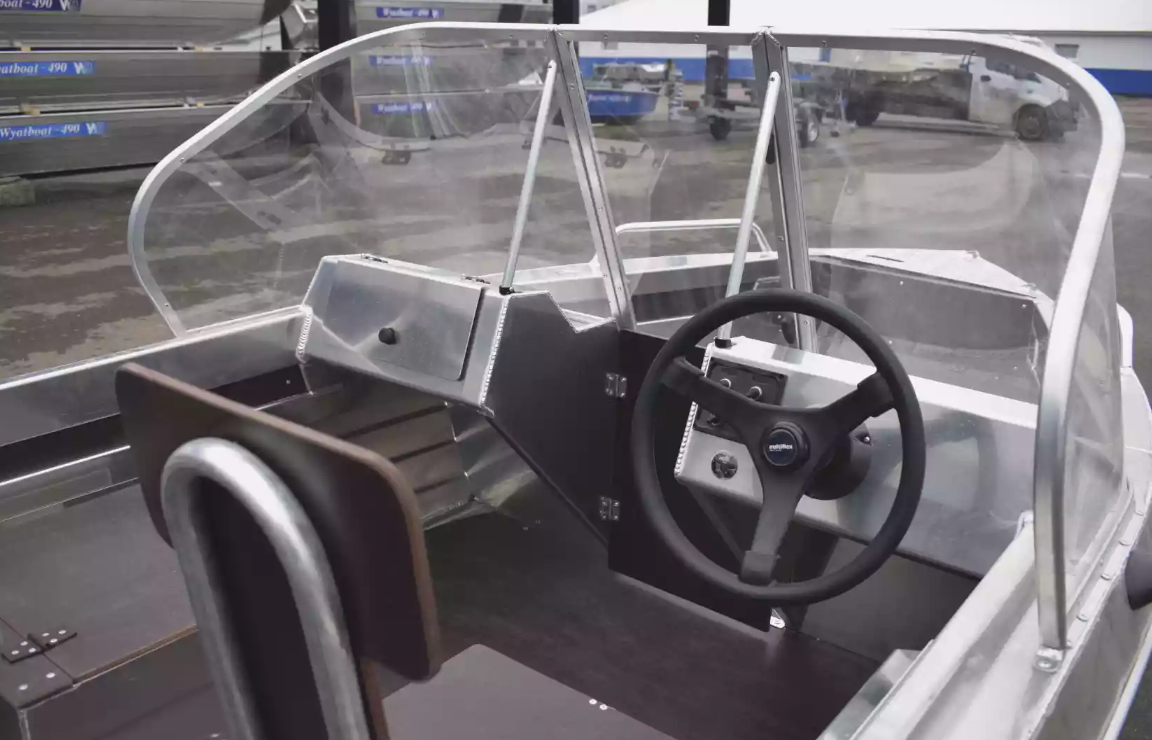 Алюминиевая лодка  Neman-400 DC в Евпатории