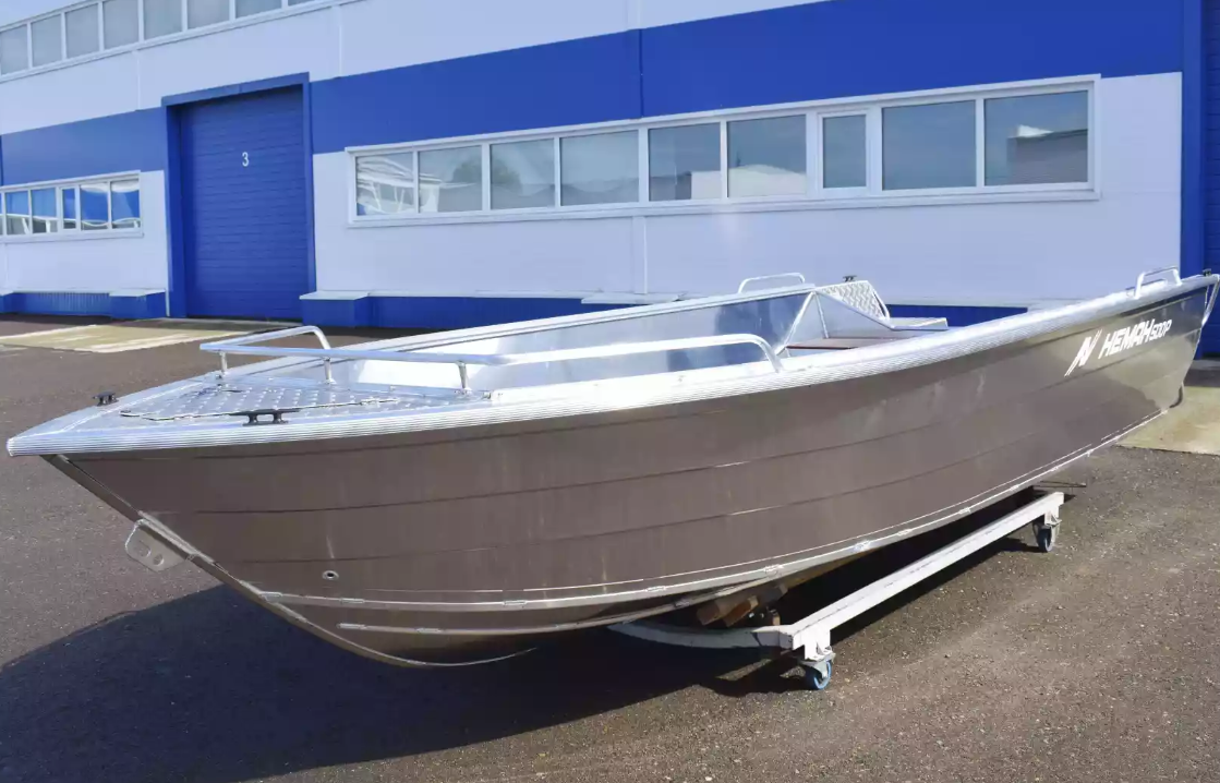 Алюминиевая лодка Неман-500 P в Евпатории