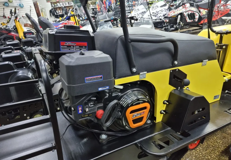 Миниснегоход Бурлак-М Егерь SPORT 20 л.с. с эл.зап. в Евпатории