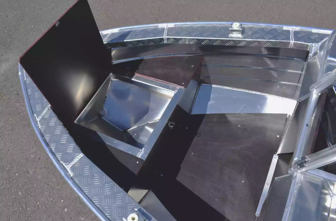 Алюминиевая лодка Wyatboat-390 DCM в Евпатории